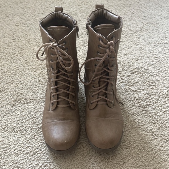 Brown Combat type Boot Size 6.5 - Picture 2 of 7